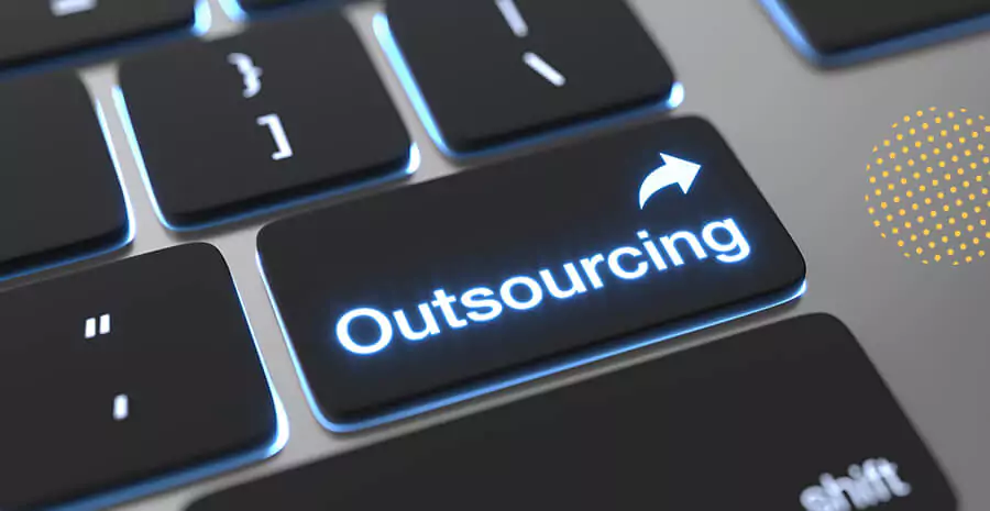 Imagem de Outsourcing: o que é, vantagens, como aderir e todos os detalhes do assunto!