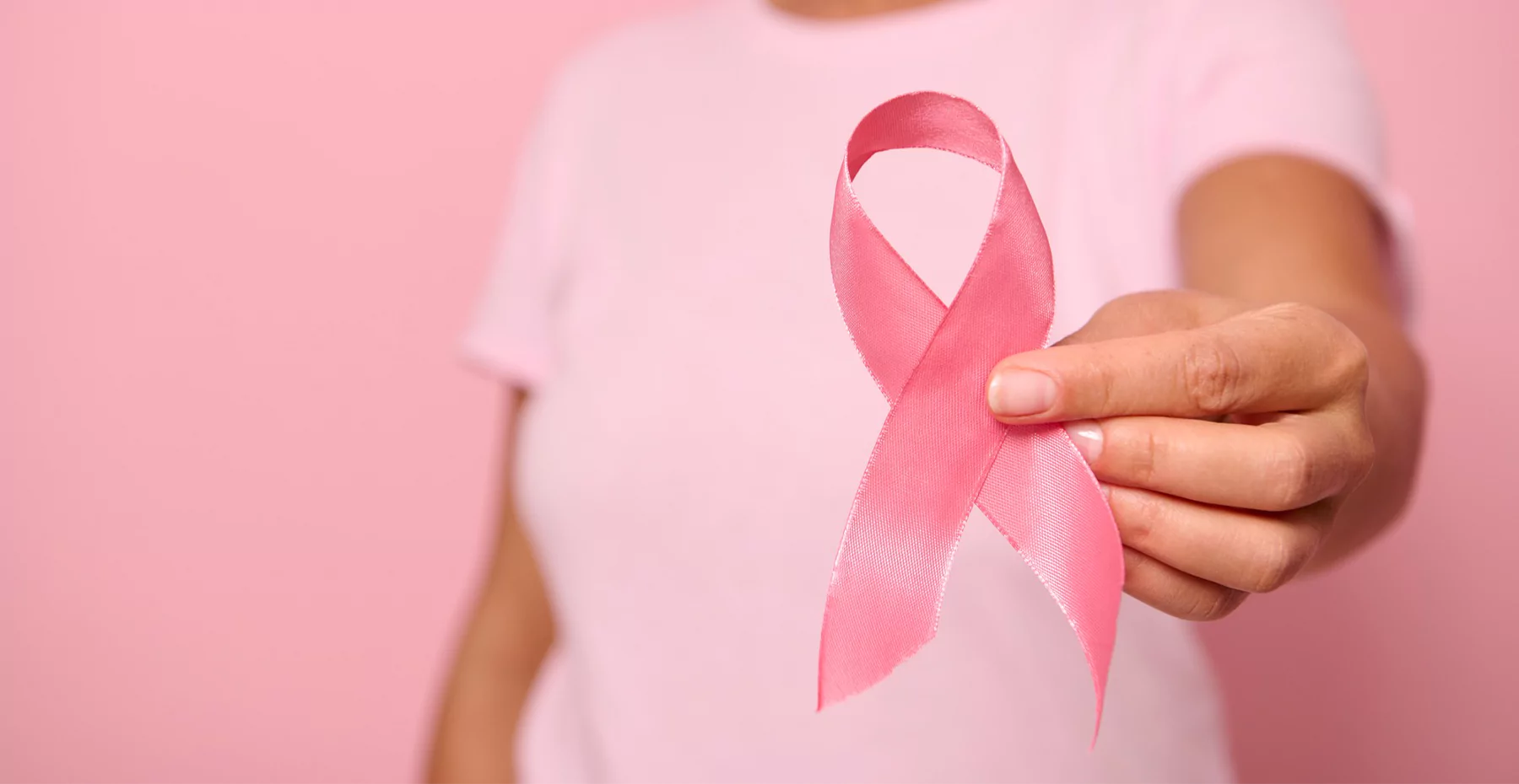 Imagem de Outubro rosa nas empresas: veja como promover conscientização e apoio no combate ao câncer de mama